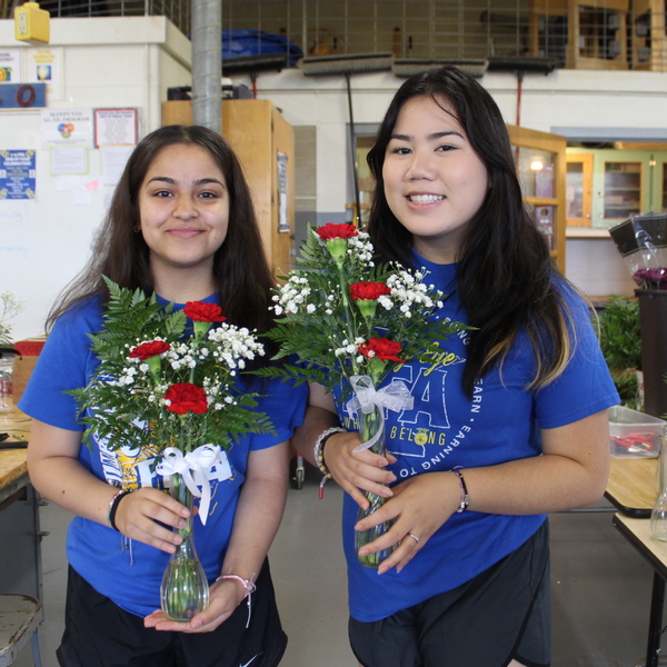 Sleepy Eye FFA helps with United Way Backpack Project